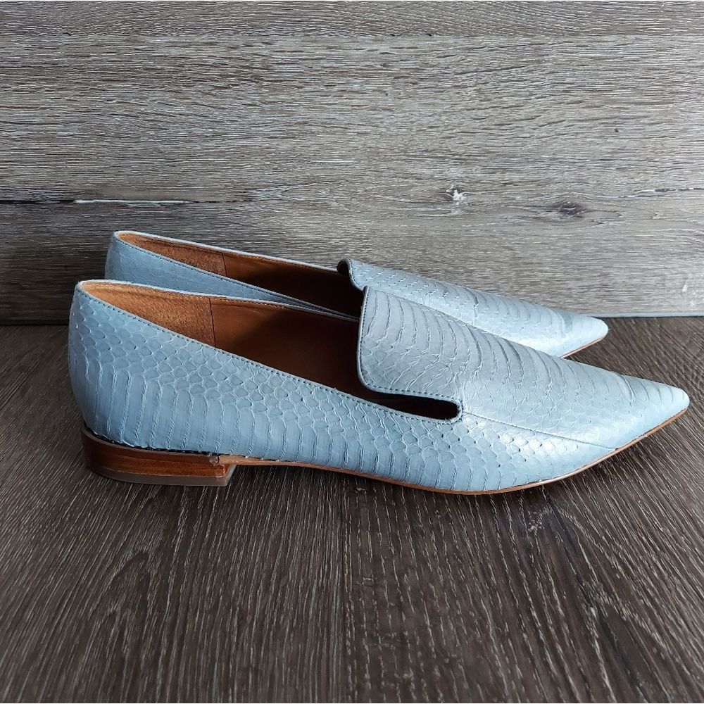 SARTO Franco Sarto Topaz Snakeskin Loafer Flats Size 10 , pretty light blue.
